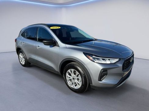 Certified 2023 Ford Escape Active image 10