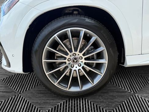 New 2026 Mercedes-Benz GLE 450 4MATIC image 9