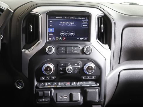 Used 2019 GMC Sierra 1500 SLT w/ SLT Premium Plus Package AWD/4WD image 13