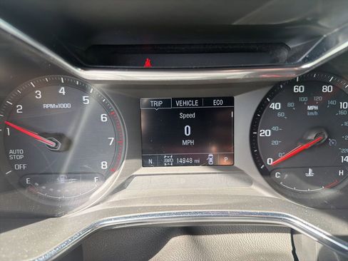 Used 2023 Chevrolet TrailBlazer LT w/ Convenience Package AWD/4WD image 17