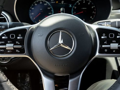 Used 2021 Mercedes-Benz C 300 Sedan image 20