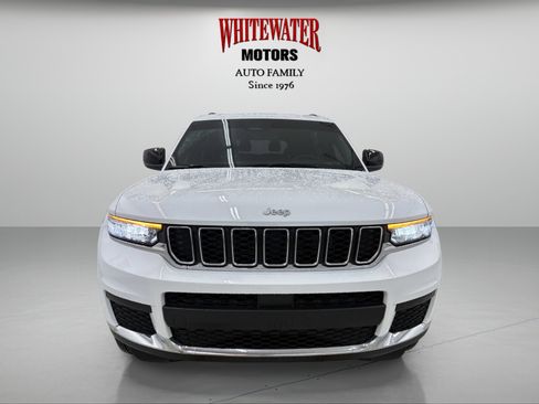 Used 2025 Jeep Grand Cherokee L Laredo AWD/4WD image 6