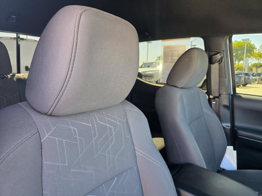Used 2017 Toyota Tacoma TRD Sport w/ Tow Package RWD image 20