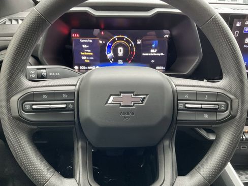 Used 2024 Chevrolet Colorado Trail Boss w/ Advanced Trailering Package image 11