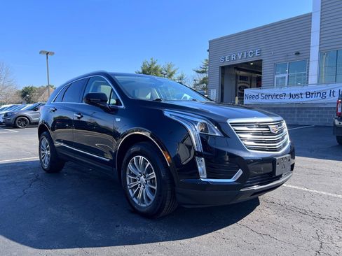 Used 2018 Cadillac XT5 Luxury w/ Driver Awareness Package FWD image 10