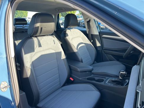 New 2026 Volkswagen Jetta SE FWD image 44