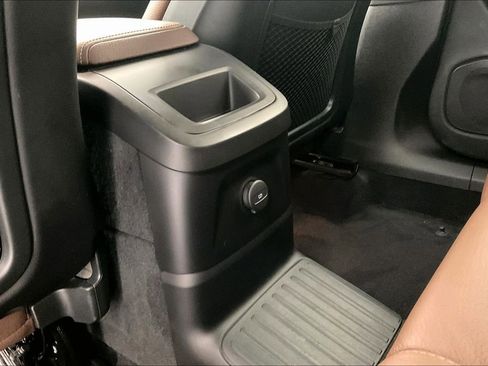 Certified 2022 Volvo XC60 T8 Inscription Expression image 30