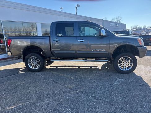 Used 2011 Nissan Titan S image 2