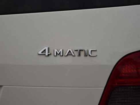 Used 2010 Mercedes-Benz GLK 350 4MATIC image 12