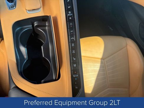 Used 2021 Chevrolet Corvette Stingray Preferred Cpe w/ Z51 Performance Package image 22