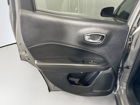Used 2019 Jeep Compass Limited FWD image 24