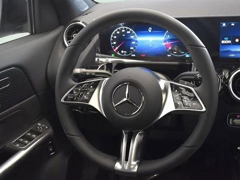 New 2026 Mercedes-Benz GLA 250 4MATIC image 26