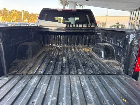 Used 2024 Chevrolet Silverado 1500 LT AWD/4WD image 32