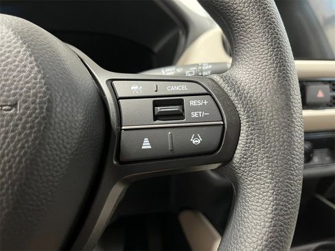 New 2026 Honda HR-V LX image 17