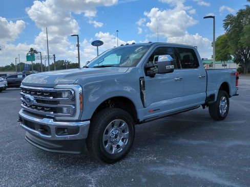 New 2026 Ford F250 4x4 Crew Cab Super Duty image 9