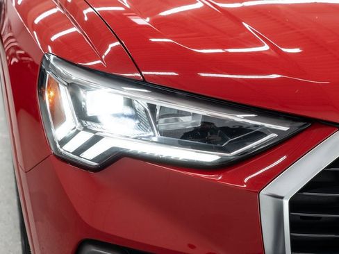 Used 2023 Audi Q3 2.0T Premium image 37