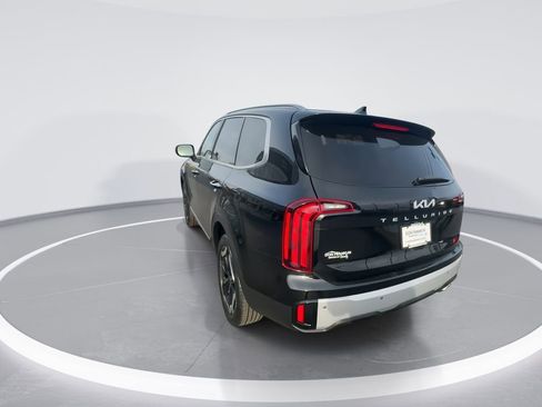 Used 2024 Kia Telluride S image 6