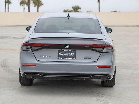 Used 2025 Honda Accord Sport image 6