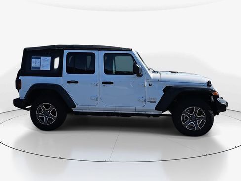 Used 2018 Jeep Wrangler Unlimited Sport S image 4