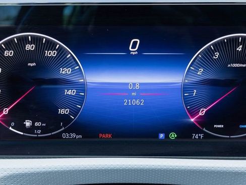 Certified 2024 Mercedes-Benz CLA 250 4MATIC image 3