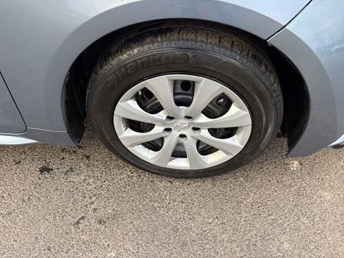 Used 2023 Toyota Corolla LE image 40