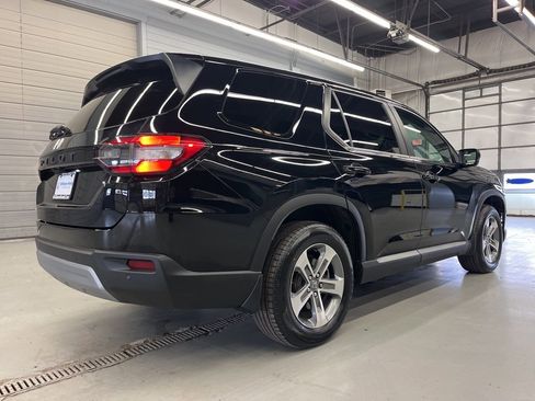 Used 2023 Honda Pilot EX-L image 7