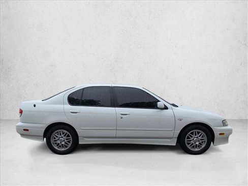 Used 2001 INFINITI G20 FWD image 4