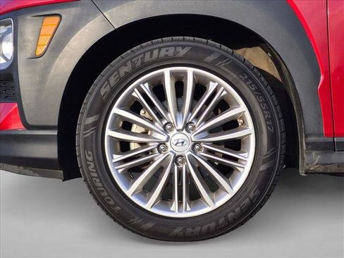 Used 2021 Hyundai Kona SEL FWD image 24