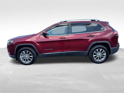 Used 2019 Jeep Cherokee Latitude Plus w/ Comfort/Convenience Group AWD/4WD image 2