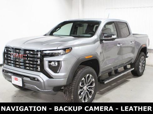 New 2026 GMC Canyon Denali image 2