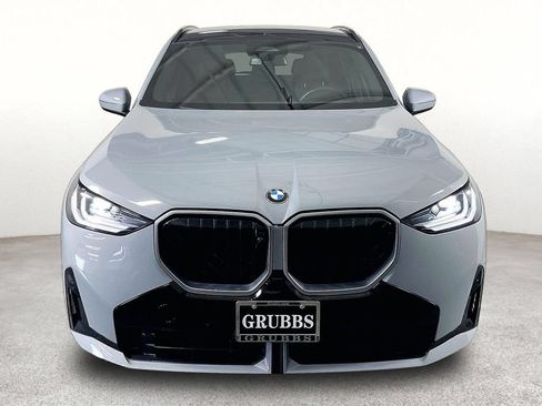 Used 2025 BMW X3 xDrive30i AWD/4WD image 4