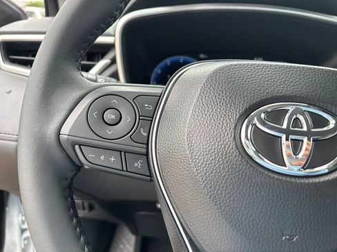 New 2026 Toyota Corolla Cross XLE w/ Convenience Package FWD image 17