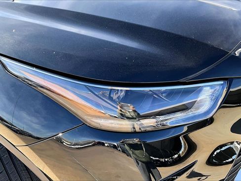 Used 2023 Toyota Highlander XSE image 26