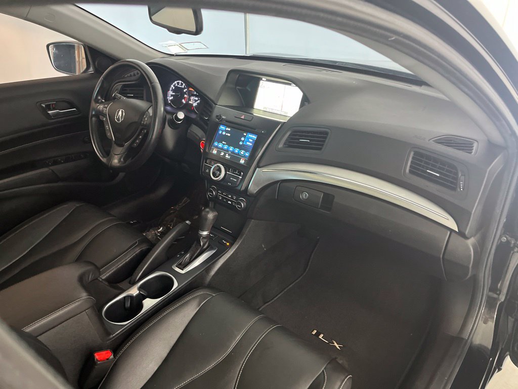 Used 2019 Acura ILX w/ Technology Package FWD image 22