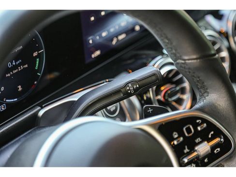 Certified 2022 Mercedes-Benz GLB 250 image 17