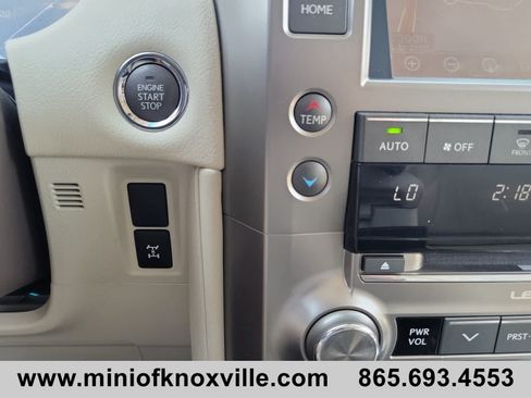 Used 2014 Lexus GX 460 w/ Premium Package AWD/4WD image 34