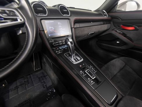 Certified 2021 Porsche 718 Boxster Spyder RWD image 30