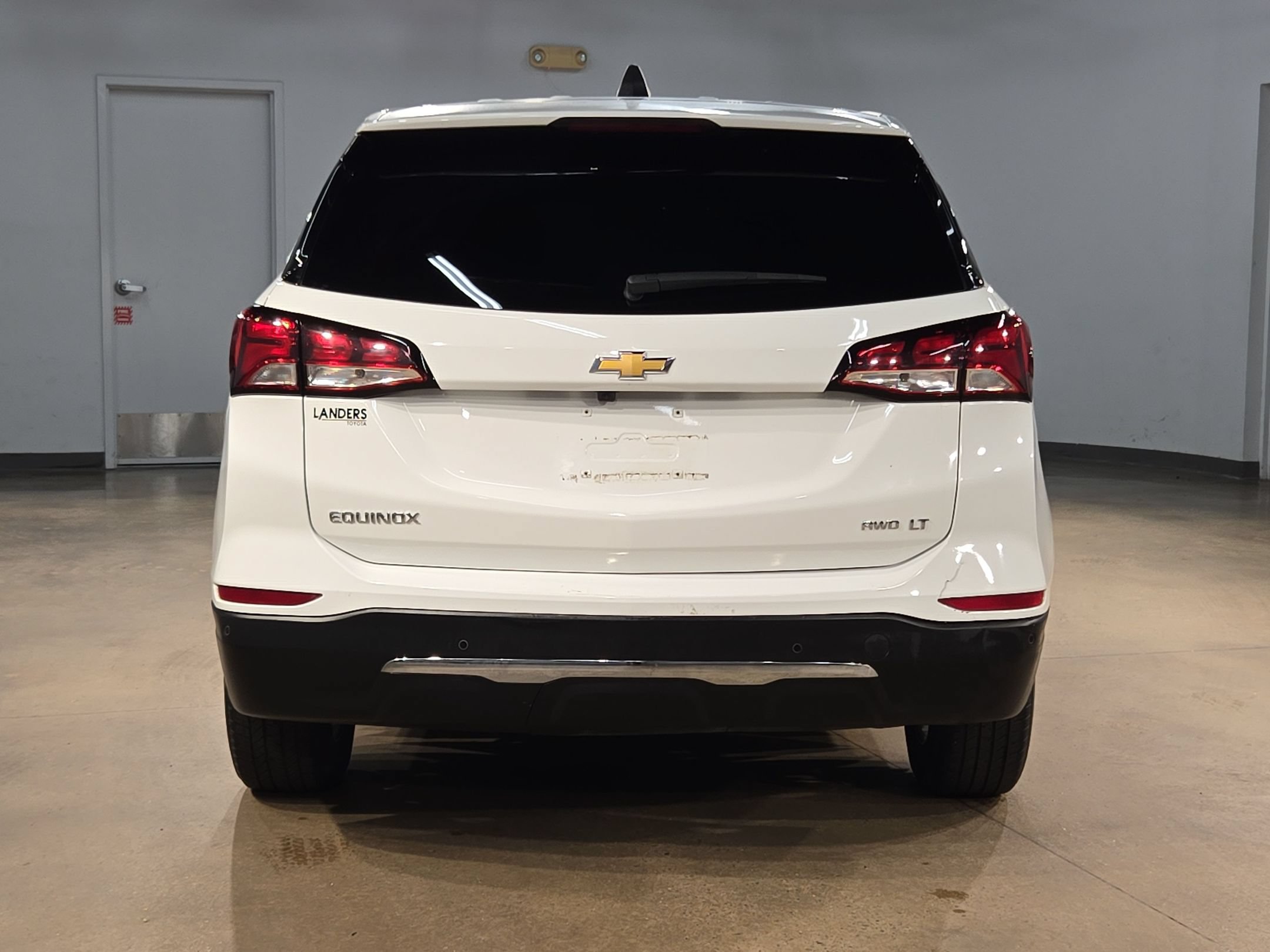 Used 2024 Chevrolet Equinox LT AWD/4WD image 6