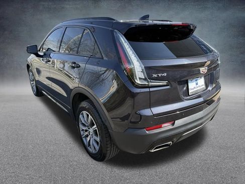 Used 2022 Cadillac XT4 Sport w/ Enhanced Visibility Package FWD image 13