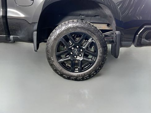 Used 2024 Chevrolet Silverado 1500 Custom Trail Boss image 28