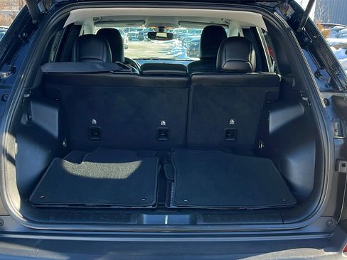 Used 2019 Jeep Cherokee Limited image 30