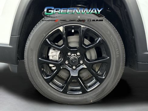 New 2026 Jeep Compass Latitude image 31