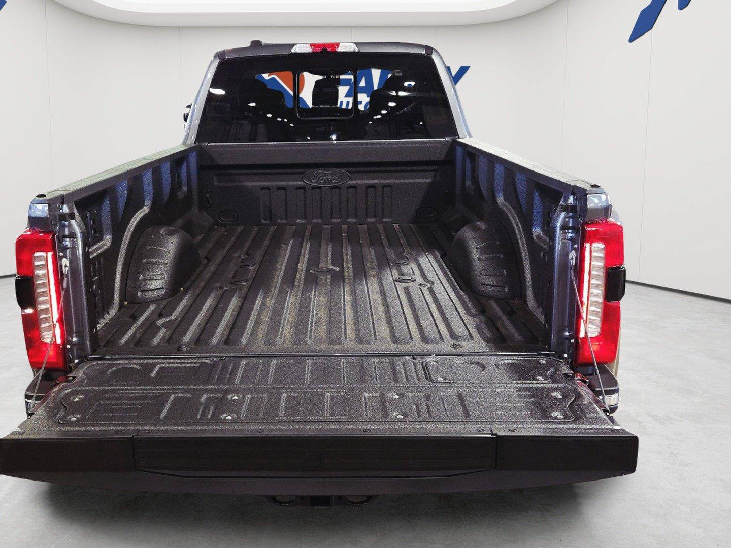 New 2027 Ford F350 Lariat w/ Lariat Premium Package AWD/4WD image 19