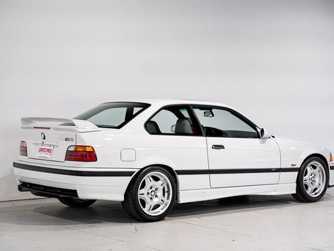 Used 1997 BMW M3 Coupe RWD image 3