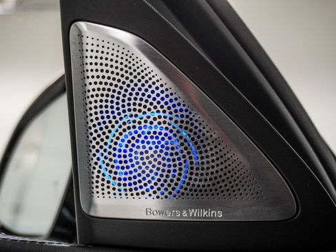 Used 2024 BMW X6 M Competition w/ Executive Package image 42