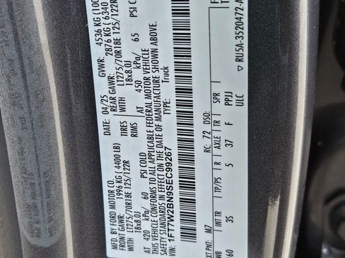Certified 2025 Ford F250 XLT AWD/4WD image 34