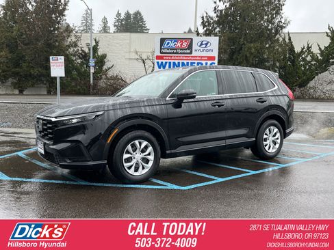 Used 2025 Honda CR-V LX image 1