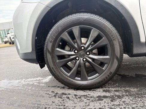 Used 2015 Toyota RAV4 Limited w/ Technology Package image 10