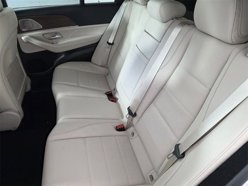 New 2026 Mercedes-Benz GLE 350 4MATIC image 12