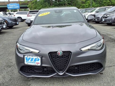 Used 2023 Alfa Romeo Giulia Sprint AWD/4WD image 2